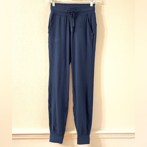 🍋Lululemn Jogger Pants - Picture 1 of 8
